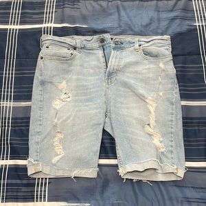 HOLLISTER DENIM SHORTS